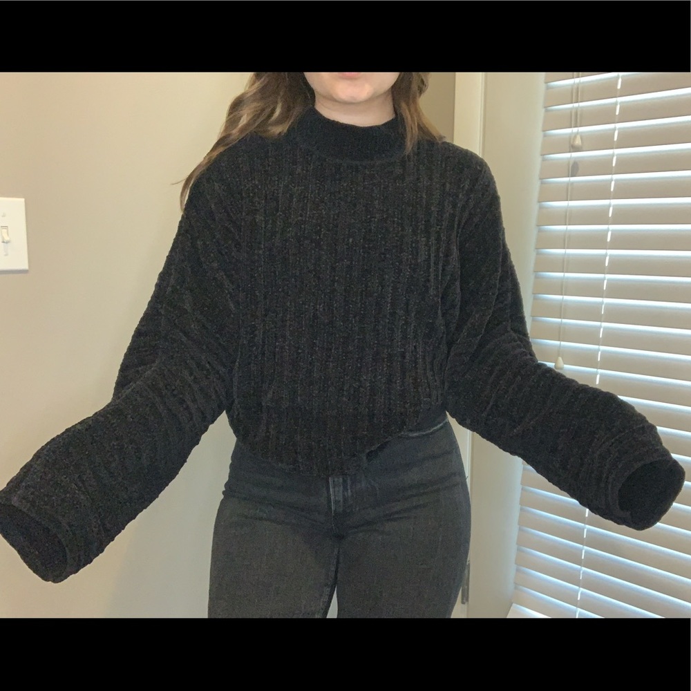 Sweater - Picture 5 of 5